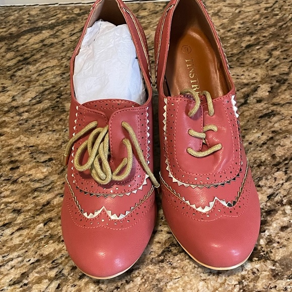 Never worn! - Picture 4 of 4